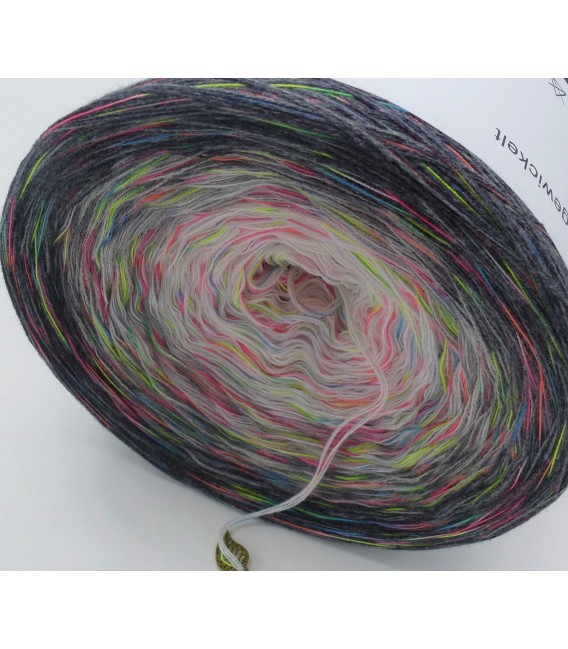 Spiel der Farben V01 (Game of colors) - 4 ply gradient yarn - image 4