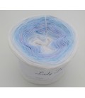 Winterwonderland with mother of pearl - 4 ply gradient yarn