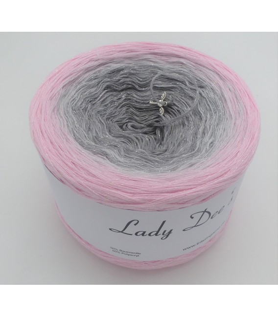 Lady Girl - 4 ply gradient yarn - image 2