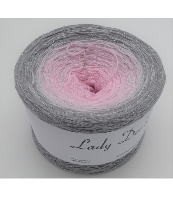 Lady Girl - 4 ply gradient yarn - image 4
