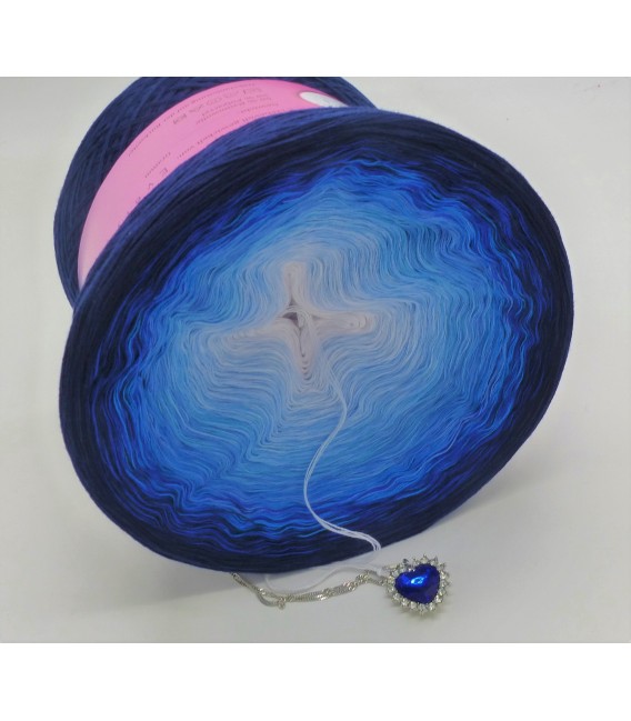 Megaknäul Herz des Ozeans (Mega ball Heart of the ocean) Mega Bobbel - 4 ply gradient yarn - image 3