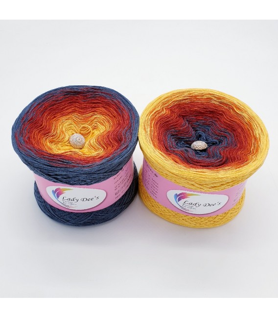 Oase der flammenden Liebe (Oasis of flaming love) - 4 ply gradient yarn -  image 1