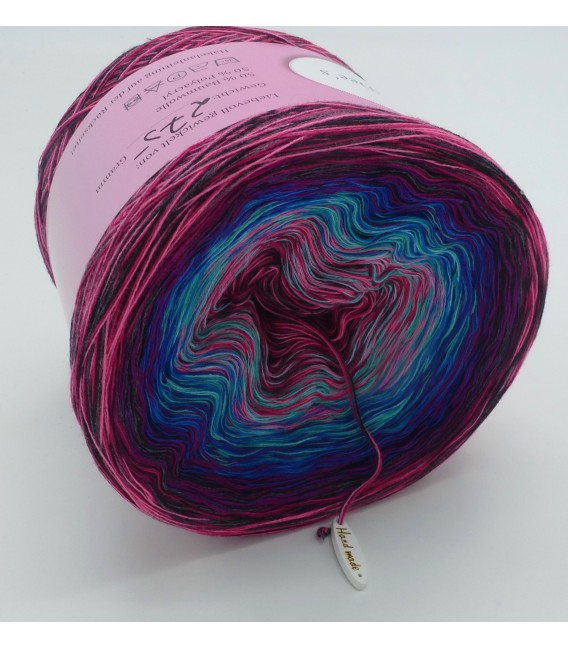Hippie Lady - Lacey - 4 ply gradient yarn - image 3