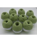 1kg High bulk acrylic yarn - pistachio - 10 balls