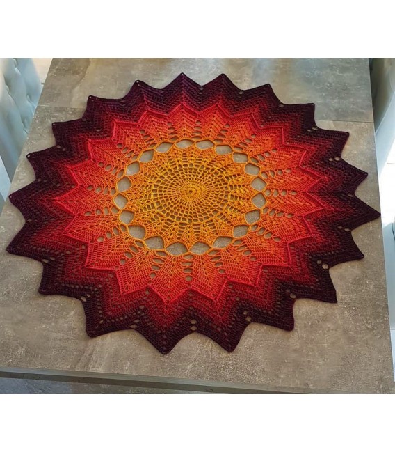 Hippie Lady - Sunshine - 4 ply gradient yarn - image 9