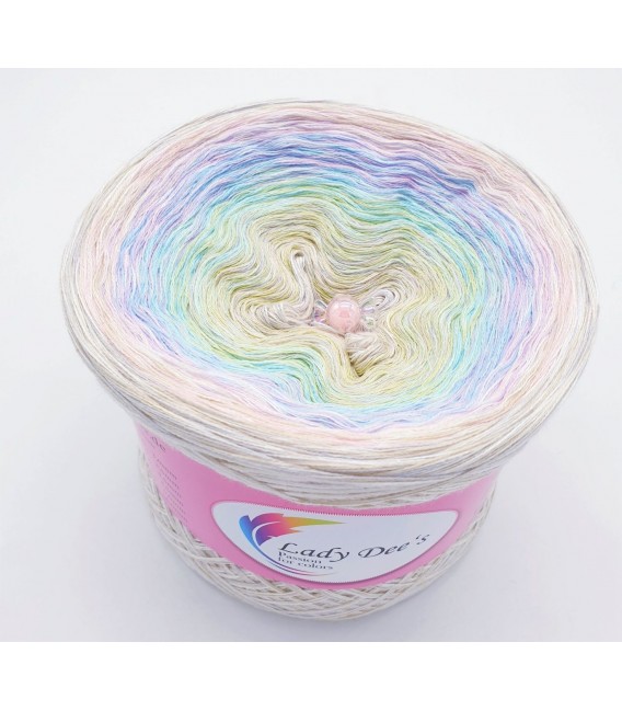 Hippie Lady - Loulou - 4 ply gradient yarn - image 1