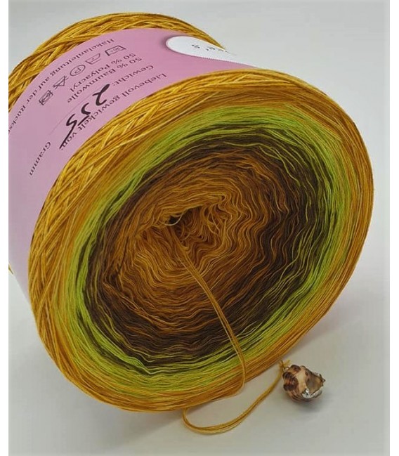 Hippie Lady - Gitta - 4 ply gradient yarn - image 3