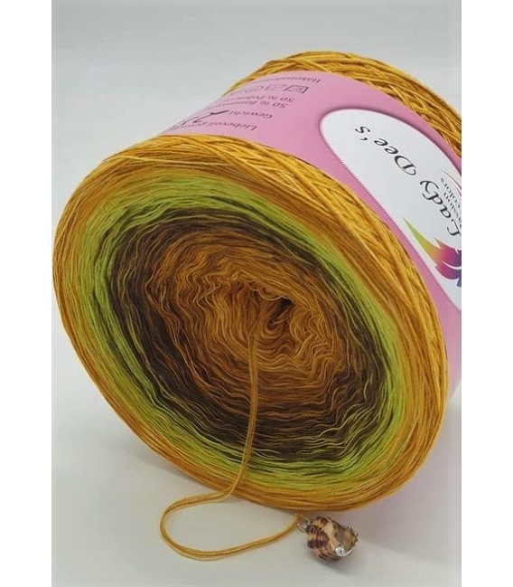 Hippie Lady - Gitta - 4 ply gradient yarn - image 4