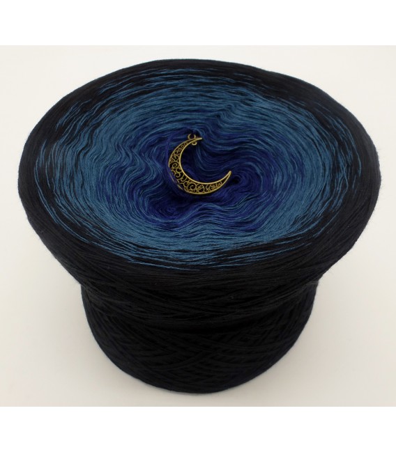 Dunkle Nacht (Dark night) - 4 ply gradient yarn - image 2