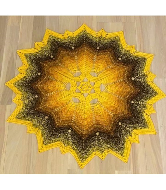 Sternenglanz - Схема вязания крючком - одеяло в виде звезды - на немецком языке