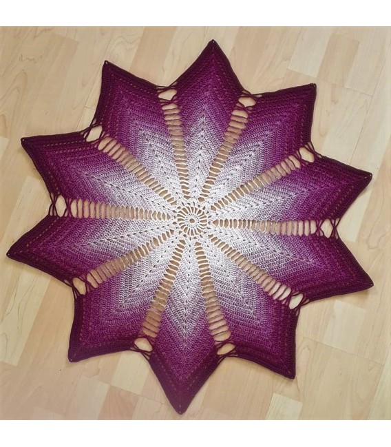 Omega - Схема вязания крючком - одеяло в виде звезды - на немецком языке
