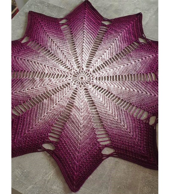 Omega - Схема вязания крючком - одеяло в виде звезды - на немецком языке