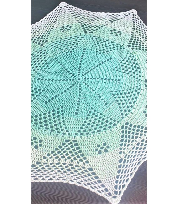 Blütentraum - Схема вязания крючком - одеяло в виде звезды - на немецком языке