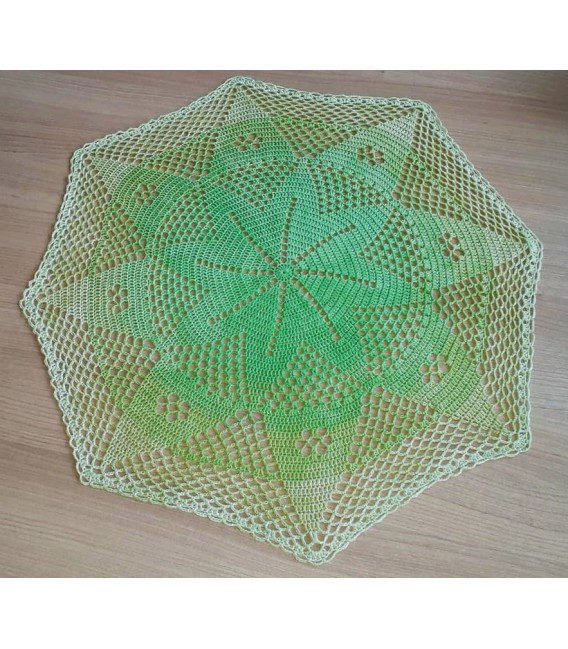 Blütentraum - Схема вязания крючком - одеяло в виде звезды - на немецком языке