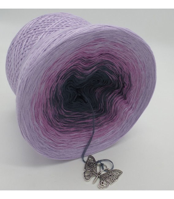 gradient yarn 4ply Deep Love - Lavender outside 3