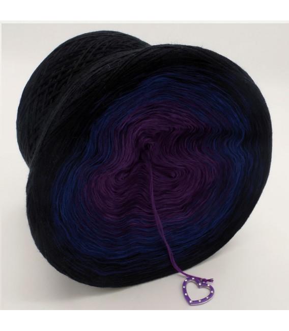 gradient yarn 4ply Amazing - Bishop outside