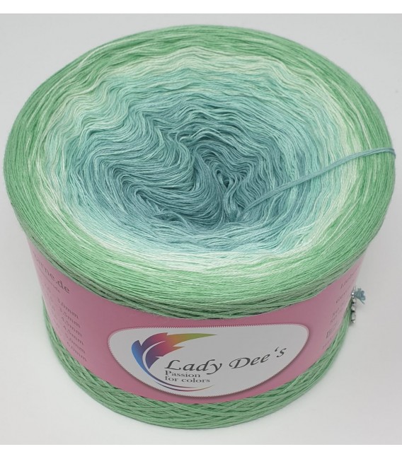 Frühlingsfrische - 4 ply gradient yarn