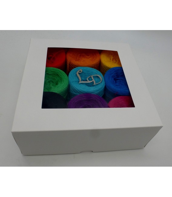 Un paquet Bobbelinchen Lady Dee's Farben des Lebens (Couleurs de vie) (3 fils - 900m) - Multicolor - Photo 4