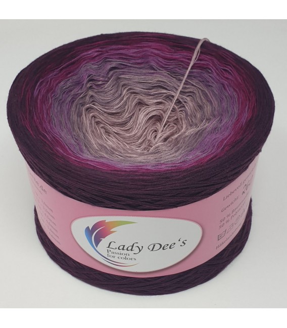 Brombeertraum - 4 ply gradient yarn