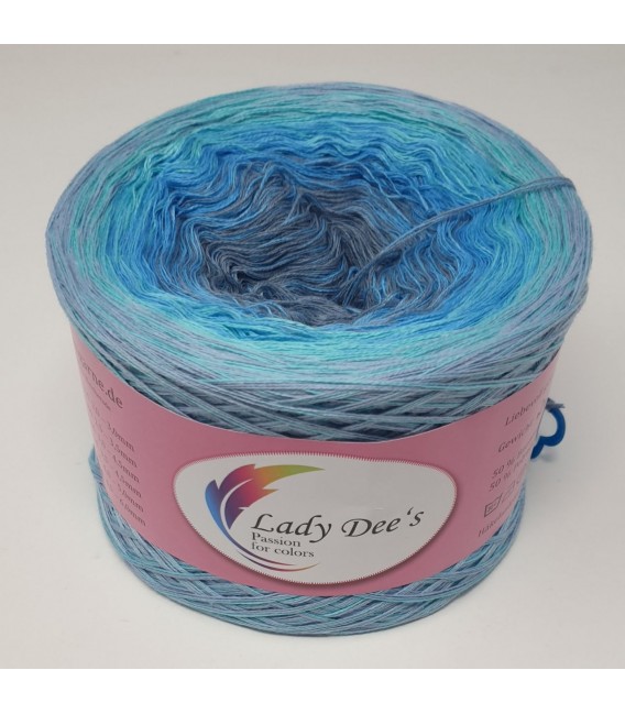 Himmelsblau - 4 ply gradient yarn