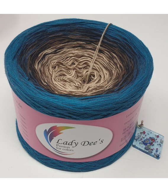 November Bobbel 2025 - 4 ply gradient yarn