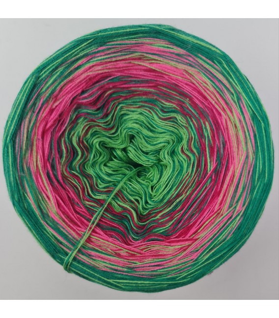 Mai Bobbel 2026 - 4 ply gradient yarn