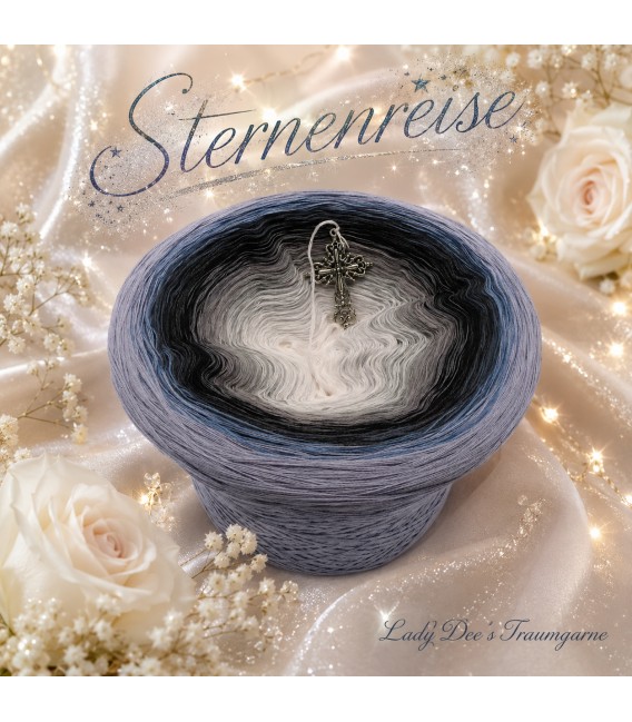Sternenreise (star travel) Mega Bobbel - 4 ply gradient yarn - image 1