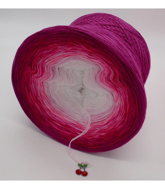 Heiße Kirschen (Hot cherries) - 4 ply gradient yarn - image 5