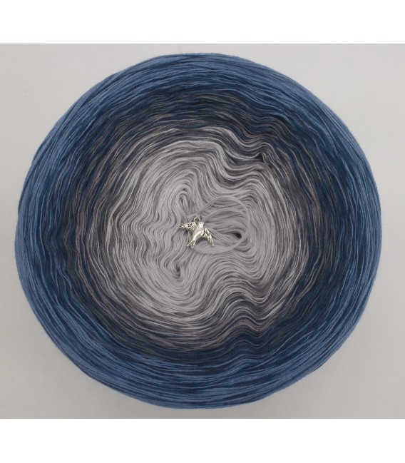 Zeit und Raum (Time and space) - 4 ply gradient yarn - image 3