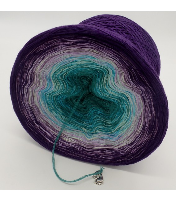gradient yarn 4ply Geheimnisvoll - purple outside 4
