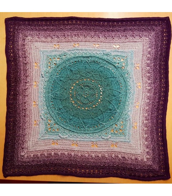 gradient yarn 4ply Geheimnisvoll - purple outside 6