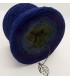 gradient yarn 4-ply Auge des Hurrikan - Royal outside 3 ...