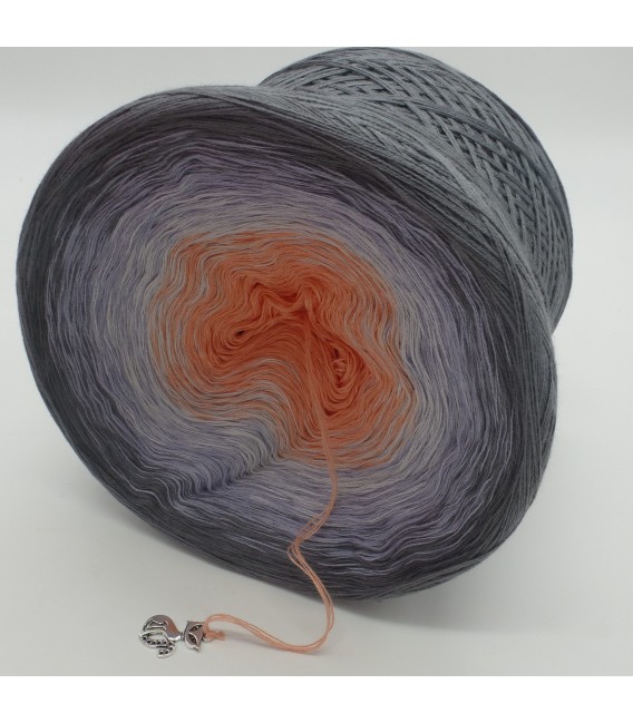 Offenbarung (Revelation) - 4 ply gradient yarn - image 5