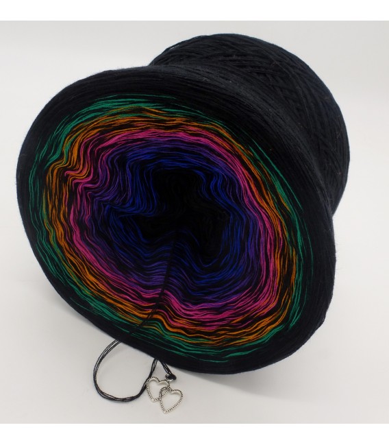 Colors in Love - Black continuously - 4 ply gradient yarn - image 4