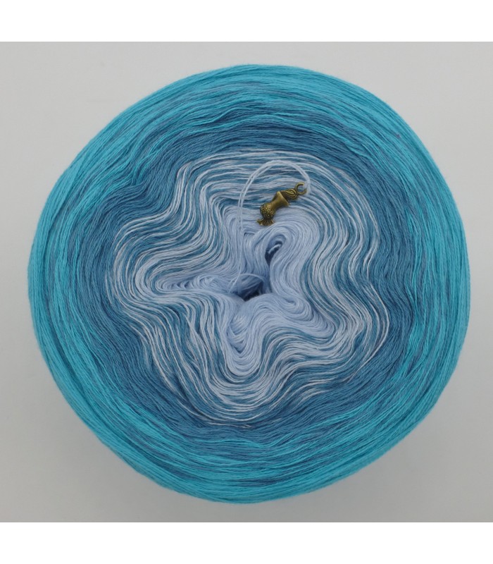 Lace Ball 100 Blaue Lagune