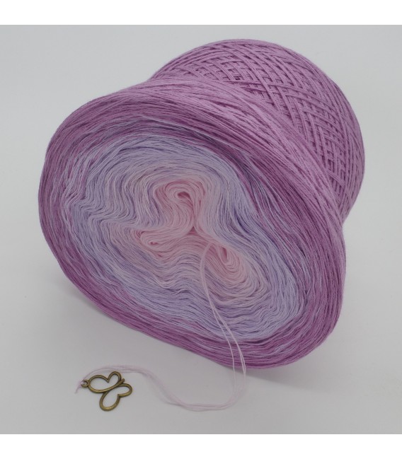 Reine Unschuld - 3 ply gradient yarn image 5