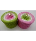 Zarte Blüten - 3 ply gradient yarn