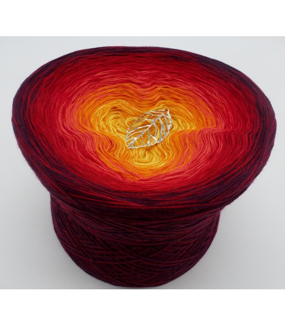 Feuervogel (Firebird) - 4 ply gradient yarn - image 2