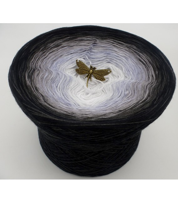Stimmen im Wind (voices in the wind) - 4 ply gradient yarn - image 2