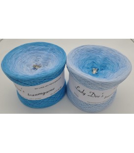 Farben des Himmels (Colors of the sky) - 4 ply gradient yarn - image 1
