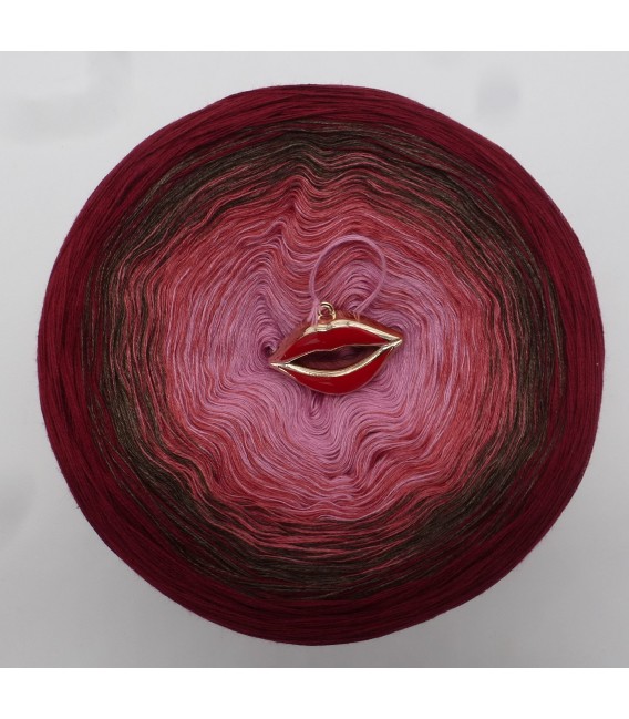 Lovely Kiss (Tendre baiser) - 4 fils de gradient filamenteux - photo 7