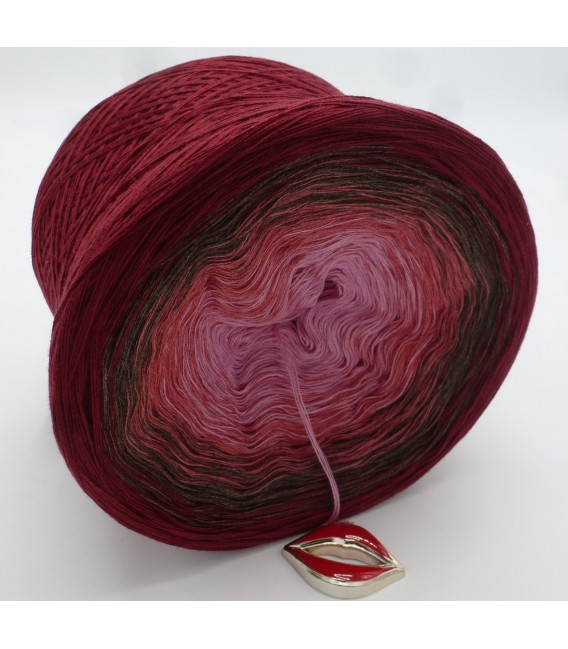 Lovely Kiss - 4 ply gradient yarn - image 9