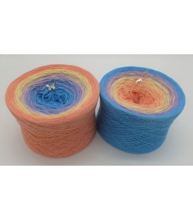 Girlie - 4 ply gradient yarn - image 1