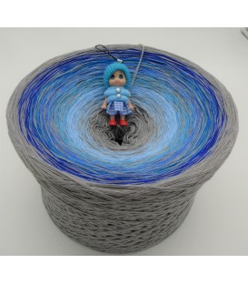 Blue Johnny Blue Gigantic Bobbel - 4 ply gradient yarn - image 1