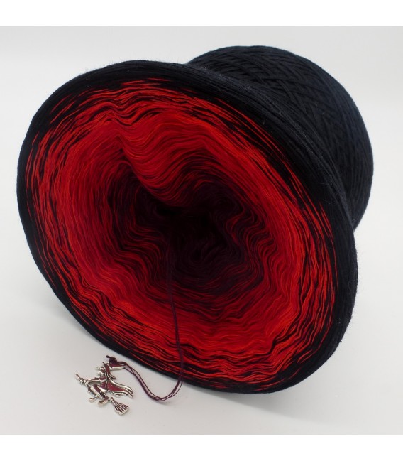 Hexenkessel (Witches Cauldron) - 4 ply gradient yarn - image 5