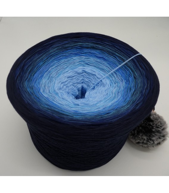Blue Wonder Gigantic Bobbel - 4 ply gradient yarn - image 4