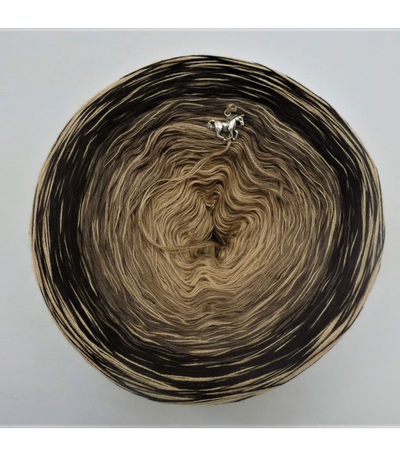 Edelchen in Beige (Precious in beige) - 4 ply gradient yarn - image 2