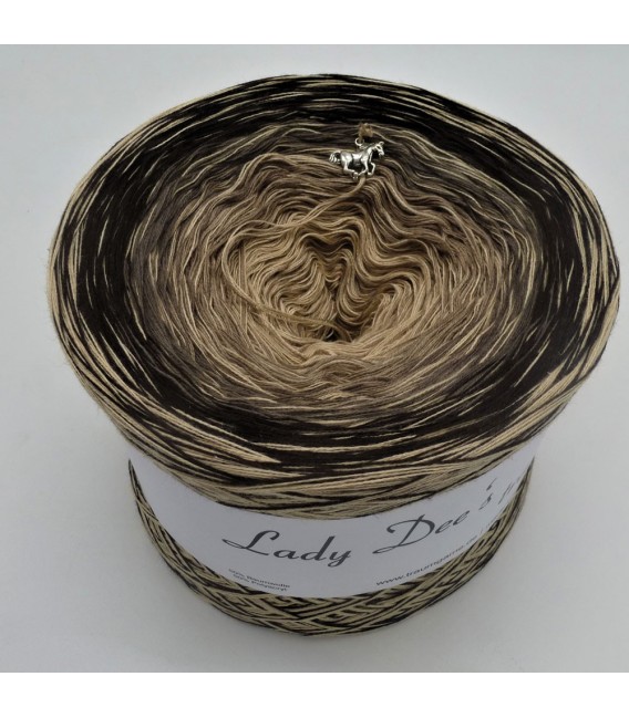 Edelchen in Beige (Precious in beige) - 4 ply gradient yarn - image 1