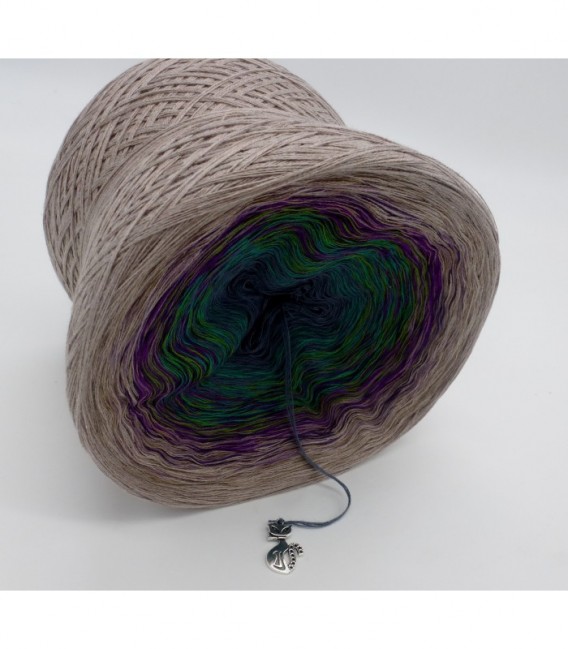 Pfauenauge (Peacock eye) - 4 ply gradient yarn - image 8