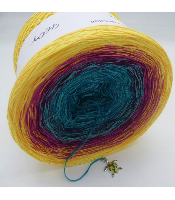 Atoll - 4 ply gradient yarn - image 9